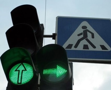 Cum să încetinească corect la intersecțiile cu semafoare
