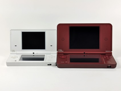 Hogyan szétszedni a játékkonzol Nintendo DSi XL - blogofolio újszerű Paulova