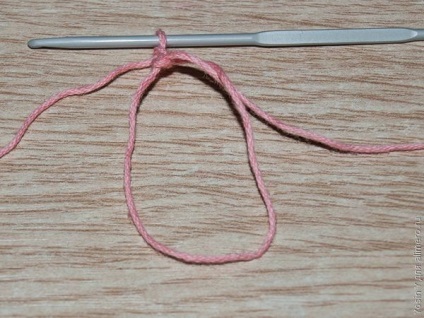 Hogyan készítsünk lyukakat a kötés - kötött Smeshariki Nyusha (Nyusha) Hogyan készítsünk lyukakat a kötés - kötött Smeshariki Nyusha