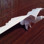 Як зробити літаючого журавлика, паперовий змій