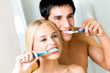Cum să vă îngrijiți dinții acasă