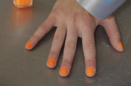 Як висушити нігті феном, щоб не пошкодити покриття, красиві нігті - додаток твого образу