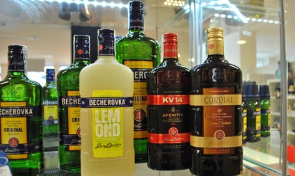 Cocktail-uri cu Becherovka sau ca faimos ceh Beater, capriciu feminin