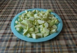 Compote din dovlecei pentru iarna ca ananas, cu cires, cu prune de cires