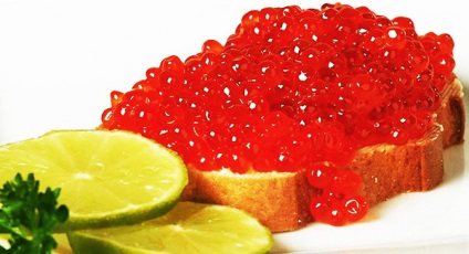 Caviarul roșu este ceea ce se întâmplă și ceea ce distinge caviarul roșu este un simbol al prosperității, eu și toți cei din jurul vostru
