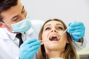 Sângerarea gingiilor în timpul sarcinii cauze și moduri de tratament