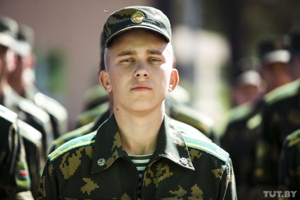Cursul unui tânăr soldat cum să devină gardian de frontieră în trei săptămâni
