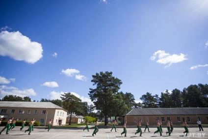 Cursul unui tânăr soldat cum să devină gardian de frontieră în trei săptămâni