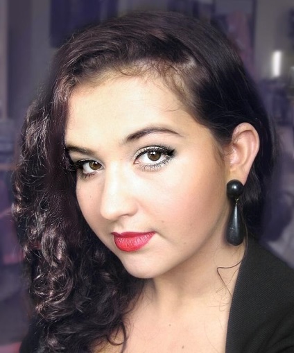 Make-up în stilul de pin-up fată - cum să ne un portal de sex feminin despre tot!