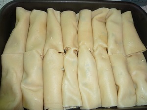 Manicotti (cannelloni) cu pui, ardei grași și trei feluri de brânză rețetă pas cu pas cu