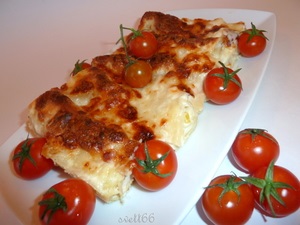 Manicotti (cannelloni) cu pui, ardei grași și trei feluri de brânză rețetă pas cu pas cu