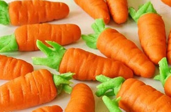 Morcovi pentru copii și iepuri de marțipan - Masă de Paști din 1001 de mâncare