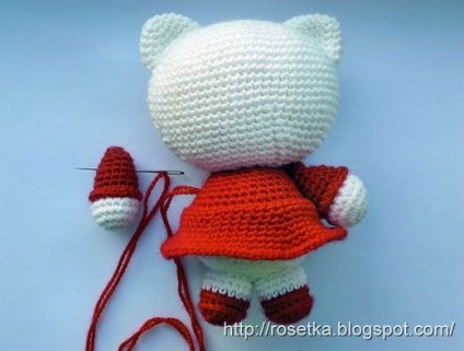 Clasa de masterat pe tricotat amigurumi hello kitty