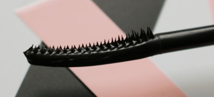 Maybelline push up angel mascara відгуки