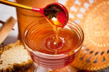 Colecția de miere și presiune a rețetelor populare