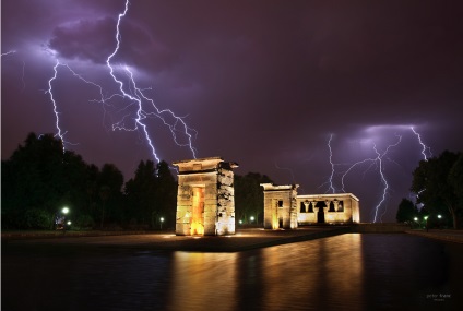 Lightning - fotografii și date interesante