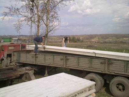 Монтаж плит перекриття - найскладніше, що довелося випробувати, сибірське домоволодіння