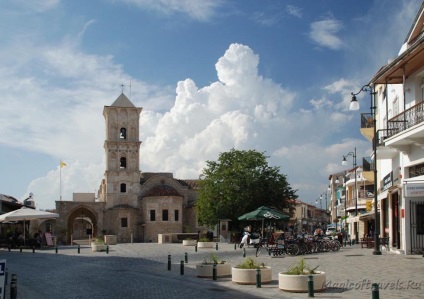 Traversarea finikudelor și biserica Sf. Lazăr din Larnaca, un blog despre călătorii independente