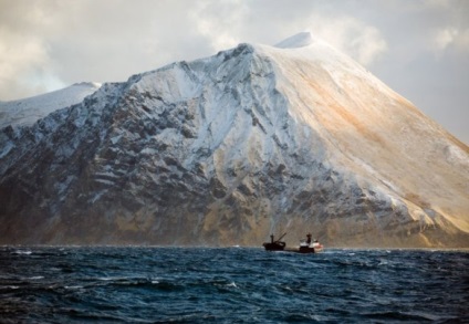 Ez az ember munkáját Alaska - „a munka egy halász a Bering-tenger” (halász) Ez az ember munkáját Alaska - „a munka egy halász a Bering-tenger”