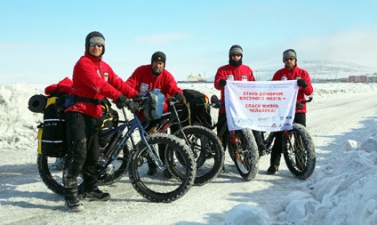 Ciclismul prin Arctica este cel mai mare pericol - urșii polari