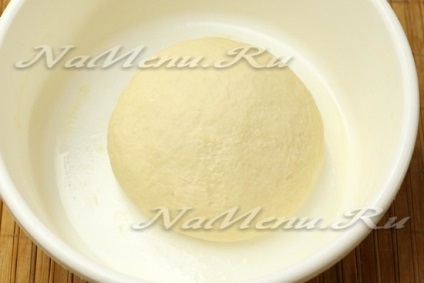 Осетинський пиріг з капустою в духовці, рецепт з фото крок за кроком