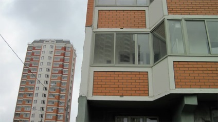 Caracteristicile geamurilor din loggia în casele din seria n 44, n 3, kick