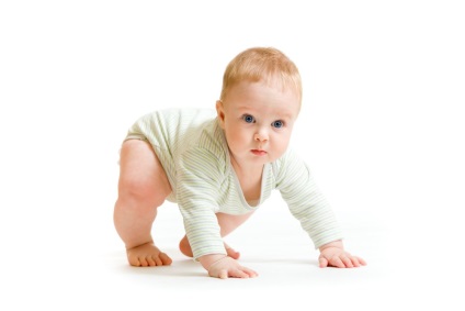 Освоєння малюком навичок стояння і ходіння у опори