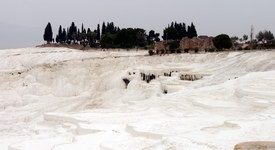 Pamukkale și Hierapolis în Turcia