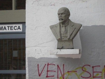 Monumentele lui Lenin din întreaga lume