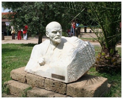 Monumentele lui Lenin din întreaga lume