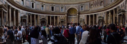 Panteonul este un monument unic în Roma