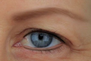 Permanent make-up de sprancene