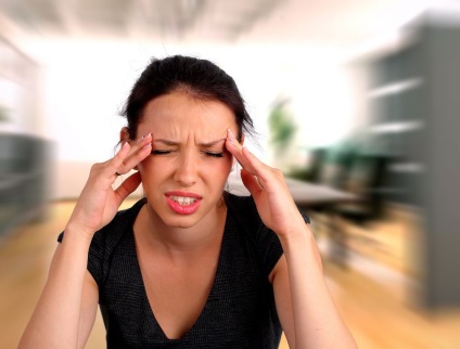 Miért a kontaktlencse fejfájás