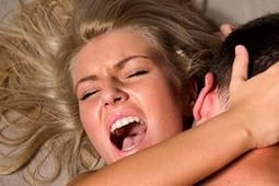 Чому жінки кричать в ліжку