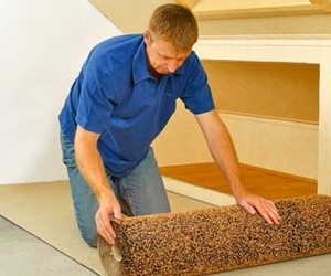 Підкладка під ламінат яка краще на дерев'яний, бетонну підлогу, утеплення своїми руками