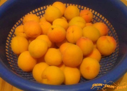 Рецепт пюре з абрикос