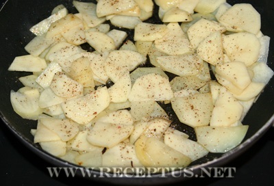 Рецептус - кулінарні страви - архів блогу - смажена картопля з цибулею і беконом