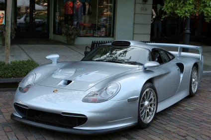 A legdrágább autó a Porsche, az új autók