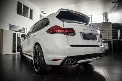 Найдорожчий porsche cayenne в россии виставлений на продаж