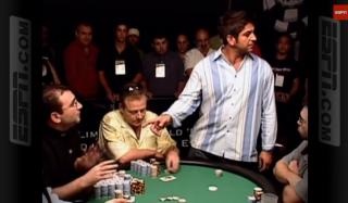 Cel mai distructiv fenomen de poker înclinat