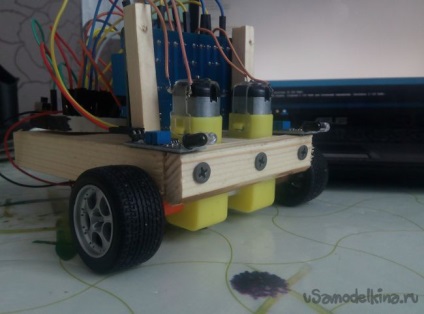 Robot de acasă pe arduino, lângă mână