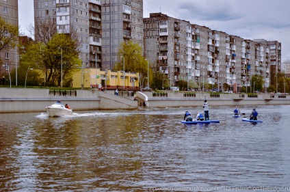 Sap surfing experiența mea de cântând în picioare pe o placă cu o paletă