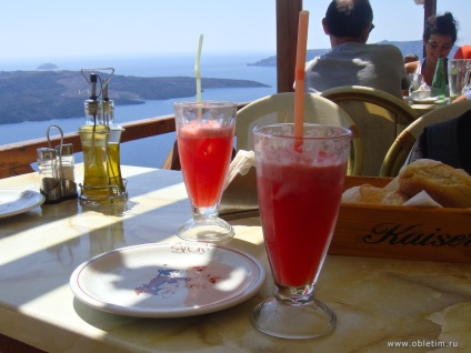 De la insula Creta până la Santorini