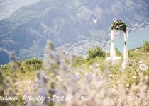 Весілля на горі Ловчен на висоті 1300 метрів, honeymoon