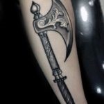 Tatuaj sensul ax, schițe, recomandările unui artist tatuaj