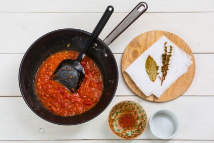 Томатний суп з хрустким беконом за 30 хвилин - кулінарний покроковий рецепт з фото на