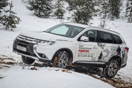 Toyota rav4 проти mitsubishi outlander хто кого