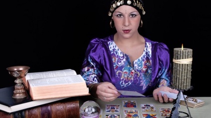 Ace of pálca érték a kapcsolatokban, kombinációk más kártyák Thoth Tarot