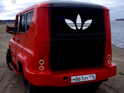 Tuning UAZ Hunter merített SUV