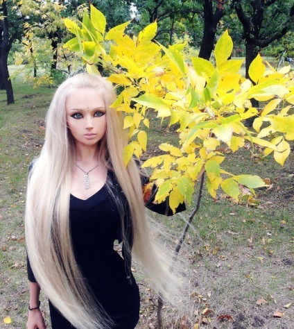 Valeria Lukyanova, fotografie a fetei - Barbie